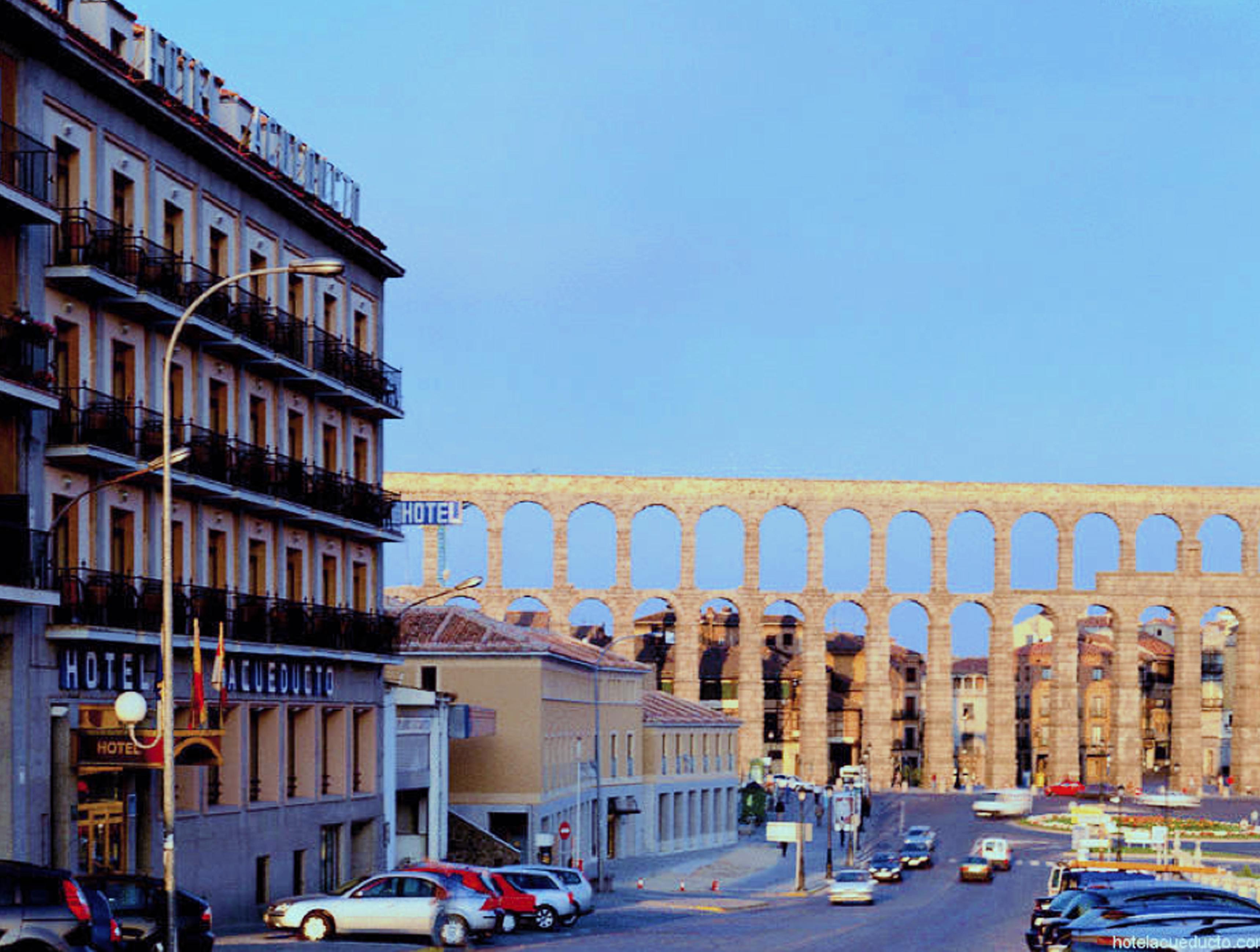 Hotel Ele Acueducto شقوبية المظهر الخارجي الصورة