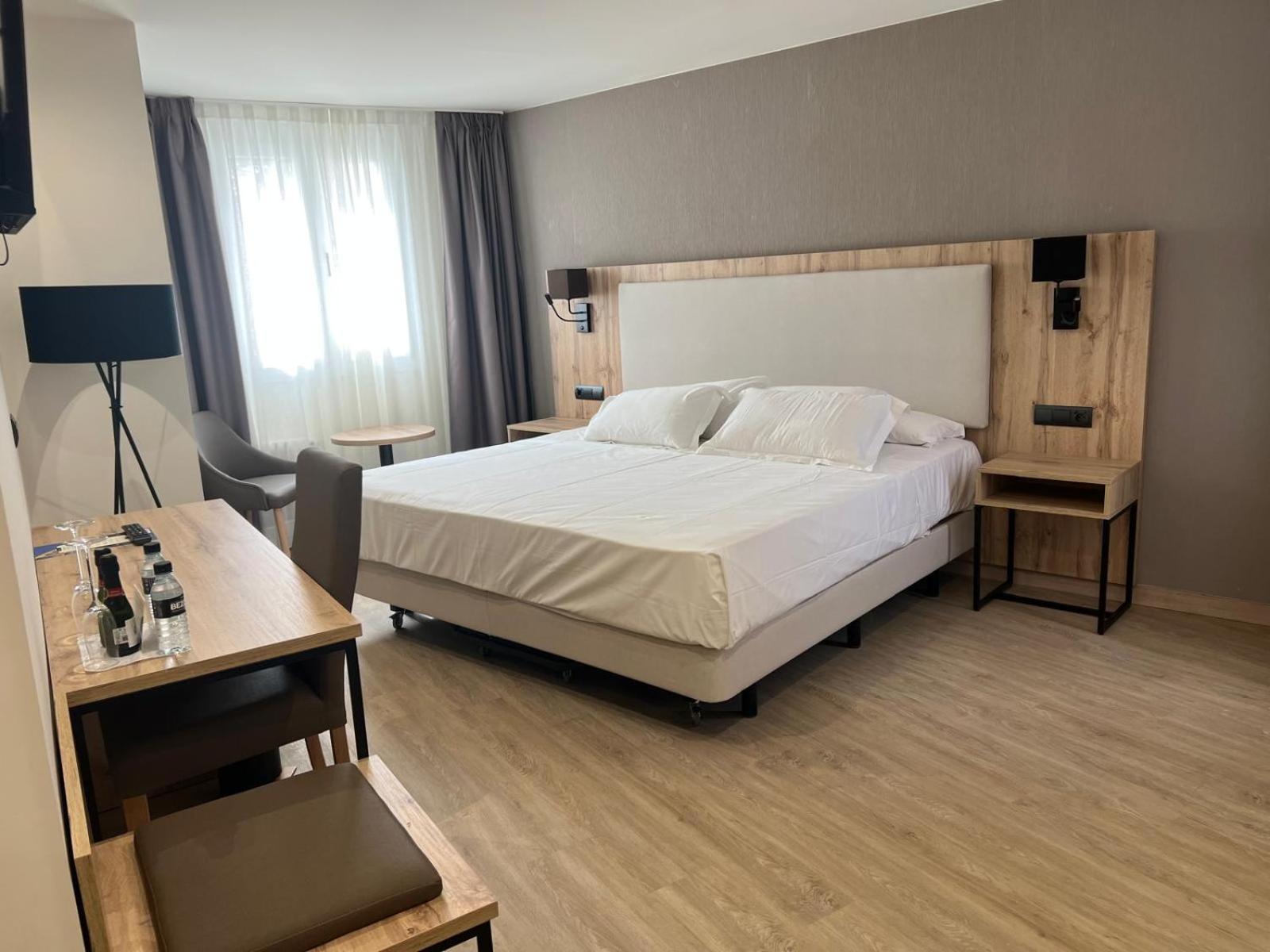 Hotel Ele Acueducto شقوبية المظهر الخارجي الصورة